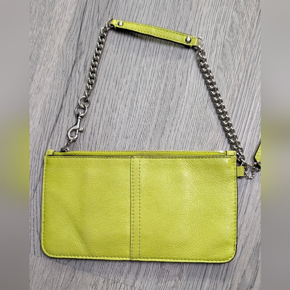 Coach Chartreuse Green Leather Chain Wristlet Clutch Y2K Brat Indie Sleaze Lime - Picture 7 of 11